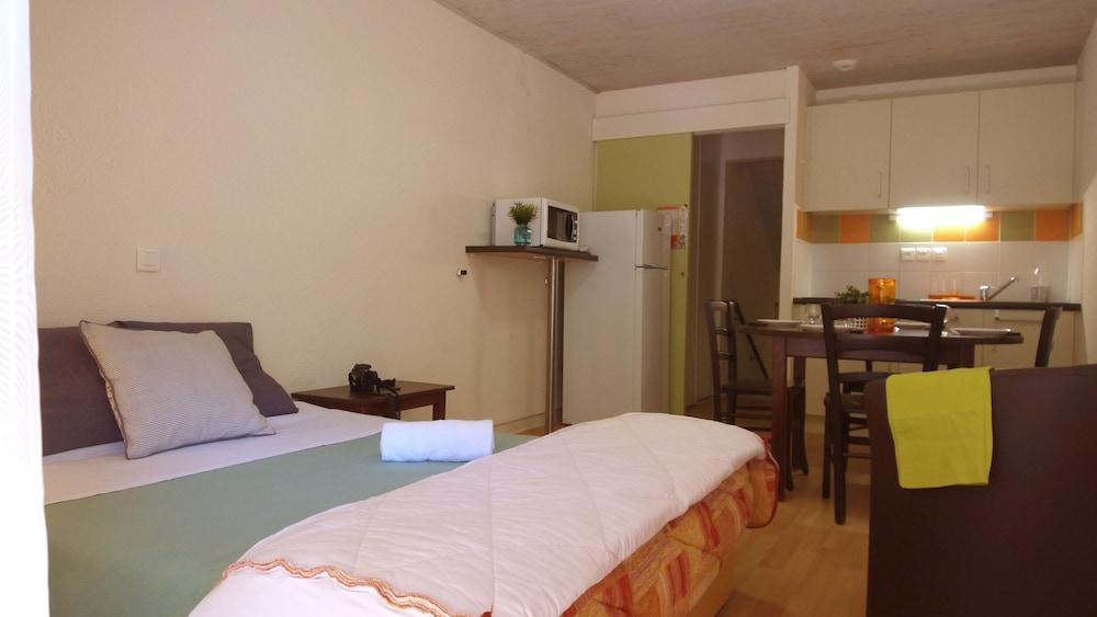 Vvf Sud Aveyron Hotel Brusque ภายนอก รูปภาพ