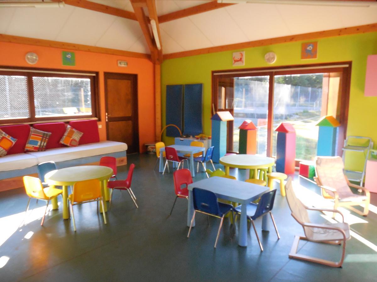 Vvf Sud Aveyron Hotel Brusque ภายนอก รูปภาพ