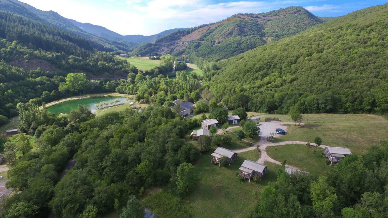 Vvf Sud Aveyron Hotel Brusque ภายนอก รูปภาพ