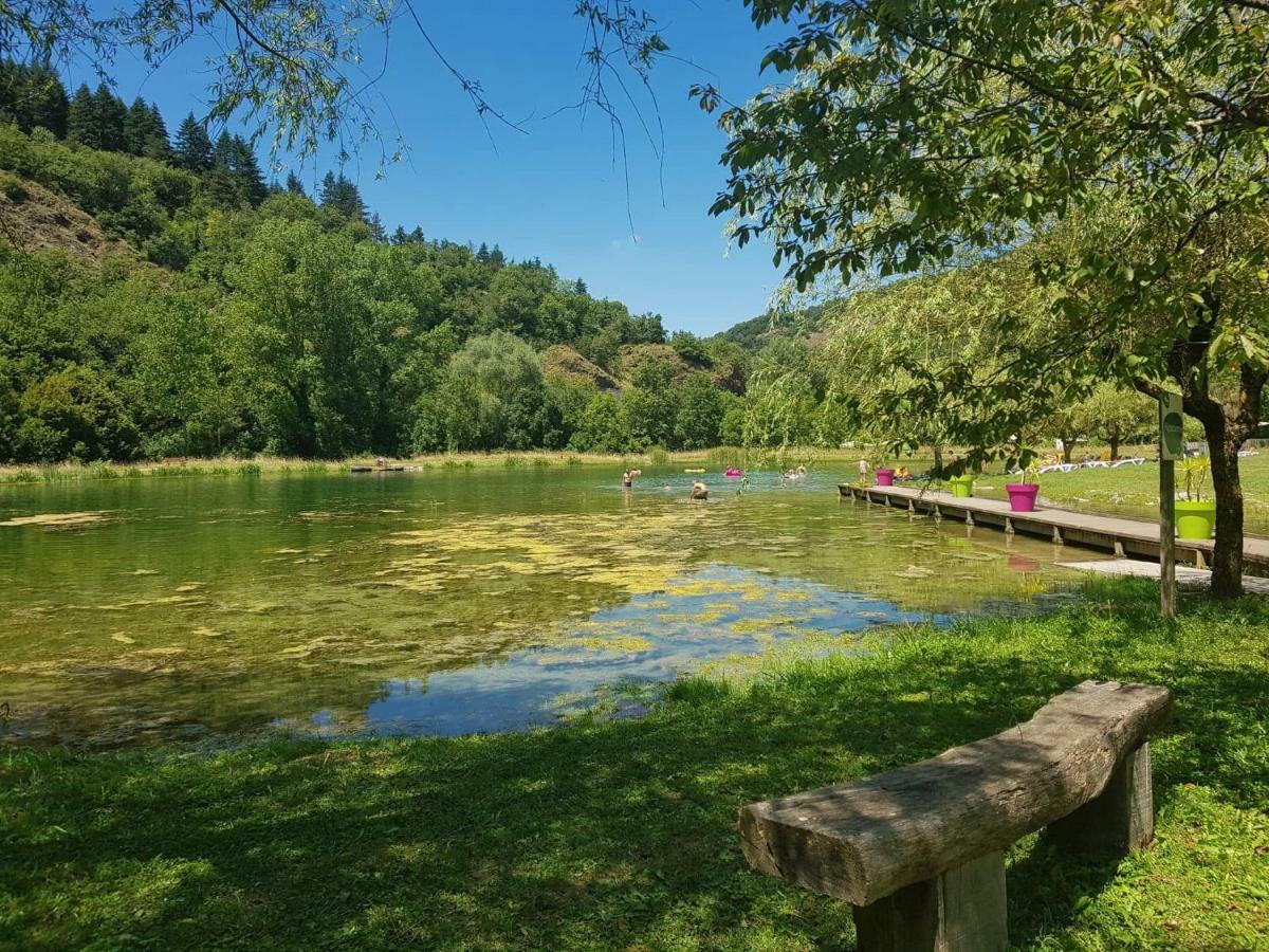 Vvf Sud Aveyron Hotel Brusque ภายนอก รูปภาพ