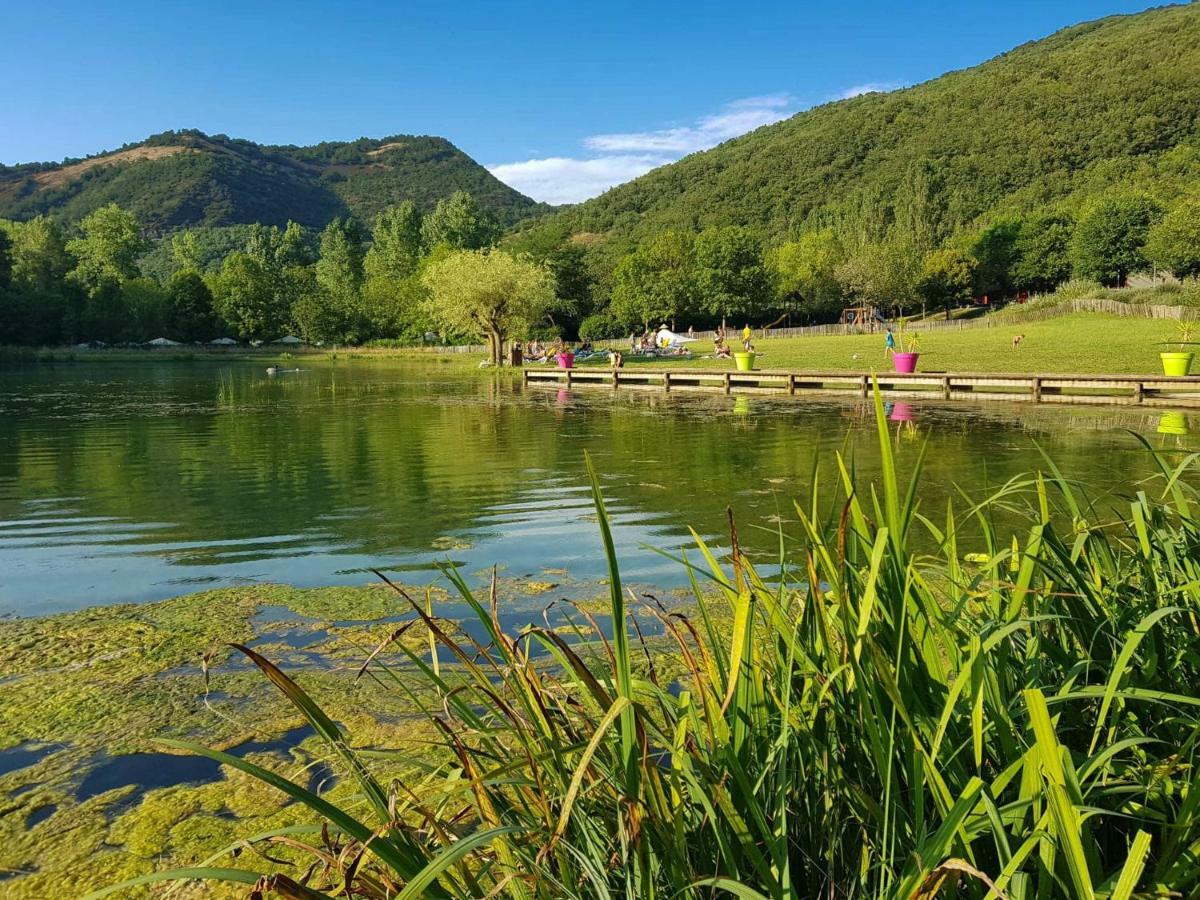 Vvf Sud Aveyron Hotel Brusque ภายนอก รูปภาพ